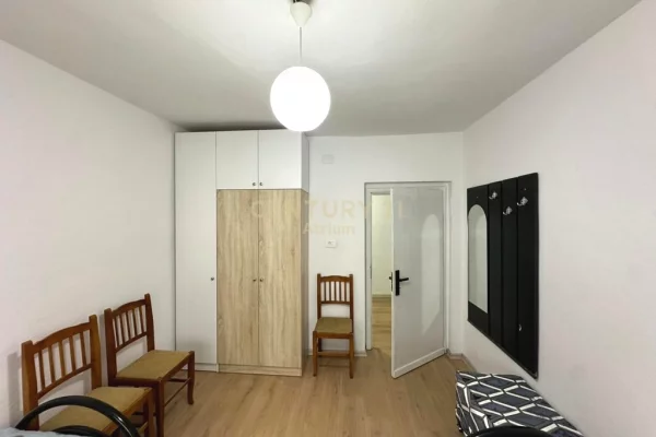 Shtepi me qera Apartament ne Tirane, 2+1, Mobilimi E mobiluar, Pagesa 55,000  Leke.