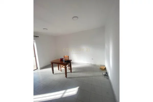 Shtepi ne shitje 1+1 ne Tirane - 137,000 Euro