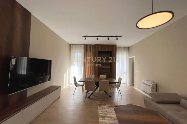 Shtepi me qera Apartament ne Tirane, 2+1, Mobilimi E mobiluar, Pagesa 1,800  Euro.