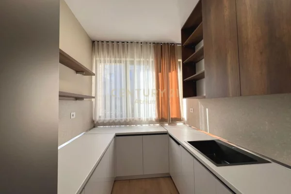 Shtepi me qera Apartament ne Tirane, 2+1, Mobilimi E mobiluar, Pagesa 1,800  Euro.