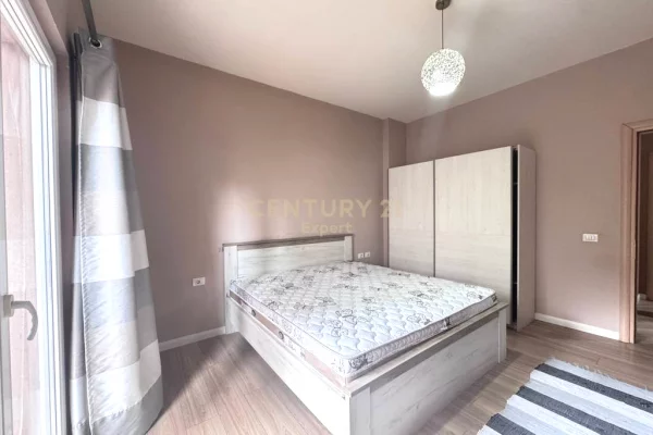 Shtepi me qera 2+1 ne Tirane - 850 Euro