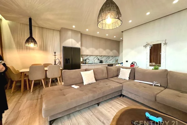 House for Sale 1+1 in Vlora - 530,000 Euro