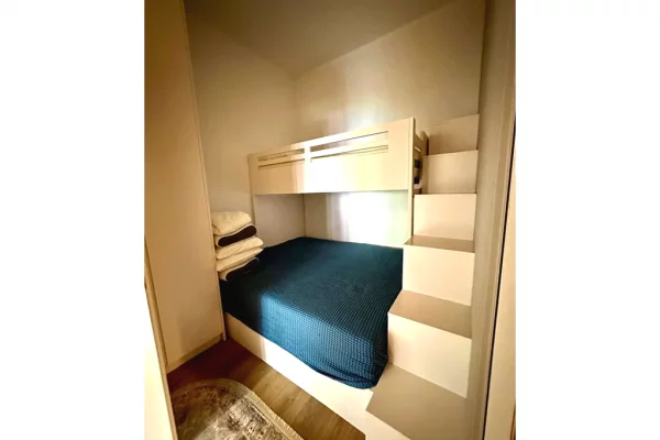 Shtepi ne shitje Apartament ne Vlore, 1+1, Mobilimi E mobiluar, Pagesa 530,000  Euro.