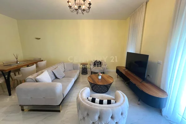 Shtepi me qera Apartament ne Tirane, 1+1, Mobilimi E mobiluar, Pagesa 1,050  Euro.