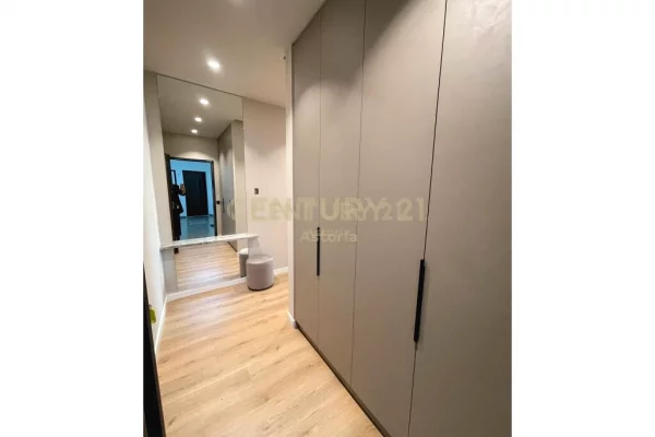 Shtepi me qera Apartament ne Tirane, 2+1, Mobilimi E mobiluar, Pagesa 800  Euro.