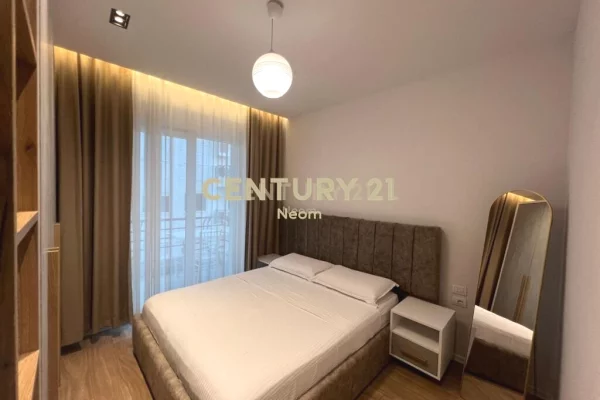 Shtepi me qera 2+1 ne Tirane - 900 Euro