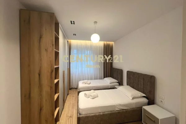 Shtepi me qera Apartament ne Tirane, 2+1, Mobilimi E mobiluar, Pagesa 900  Euro.