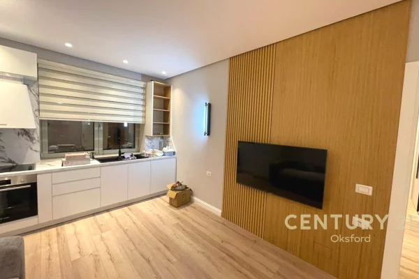 Shtepi ne shitje Apartament ne Tirane, 2+1, Mobilimi E mobiluar, Pagesa 240,000  Euro.