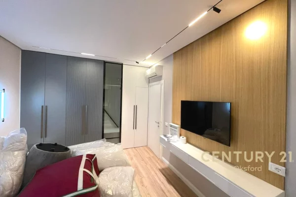 Shtepi ne shitje Apartament ne Tirane, 2+1, Mobilimi E mobiluar, Pagesa 240,000  Euro.