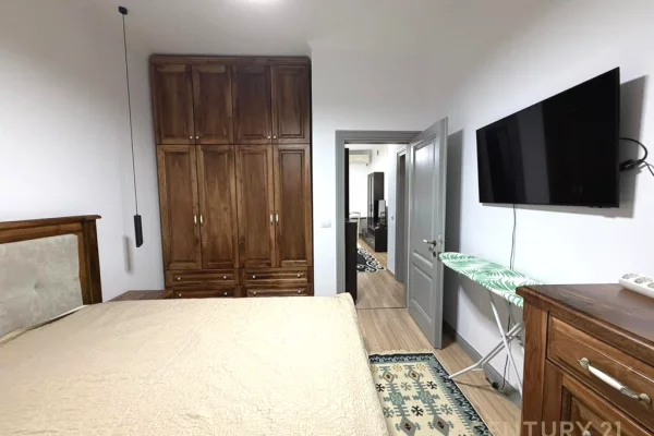 Shtepi me qera Apartament ne Tirane, 2+1, Mobilimi E mobiluar, Pagesa 700  Euro.