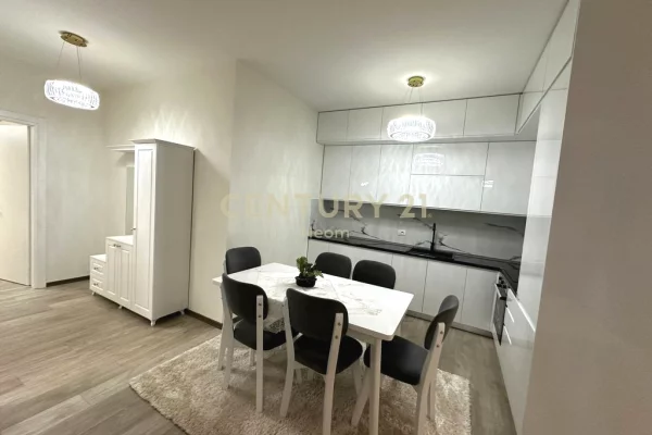 Shtepi me qera Apartament ne Tirane, 2+1, Mobilimi E mobiluar, Pagesa 850  Euro.
