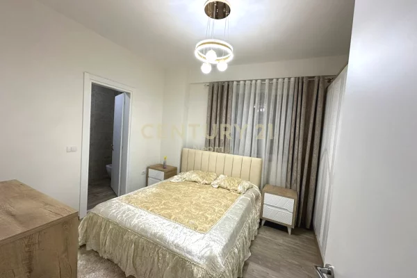 Shtepi me qera Apartament ne Tirane, 2+1, Mobilimi E mobiluar, Pagesa 850  Euro.