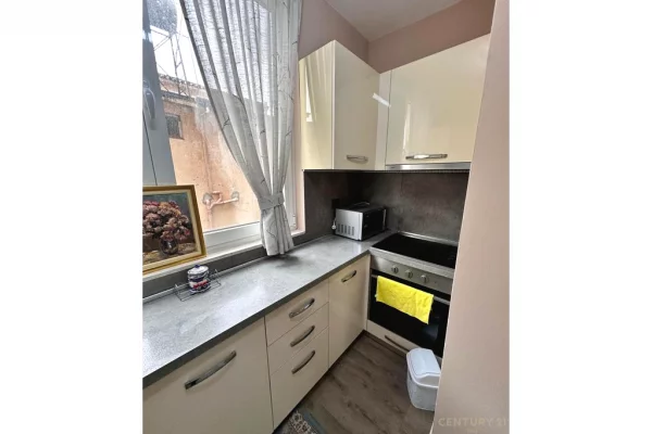 Shtepi me qera 2+1 ne Tirane - 65,000 Leke