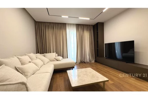 Shtepi me qera 2+1 ne Tirane - 1,500 Euro