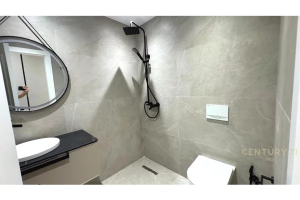 Shtepi me qera Duplex(shtepi me 2 kate) ne Tirane, 2+1, Mobilimi E mobiluar, Pagesa 1,500  Euro.