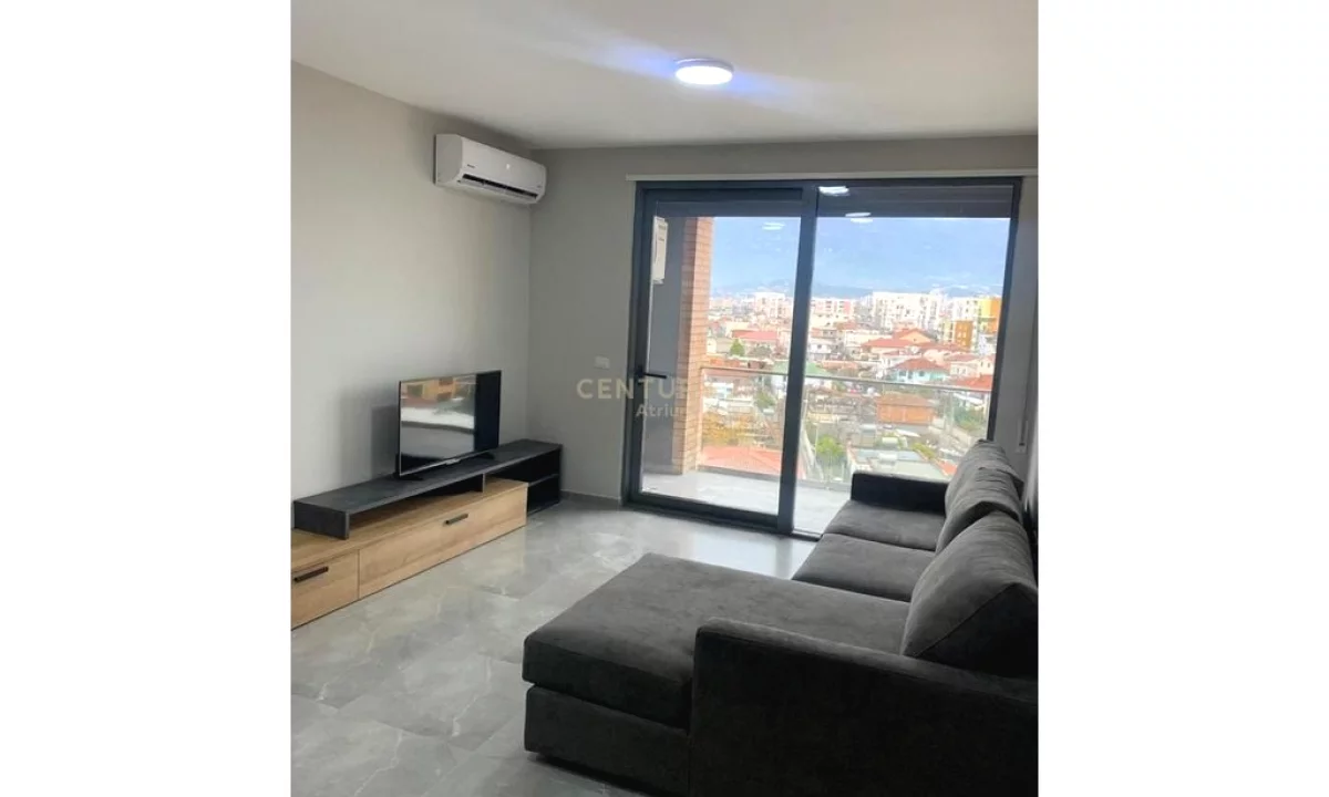 Shtepi me qera Apartament ne Tirane, 2+1, Mobilimi E mobiluar, Pagesa 700  Euro.