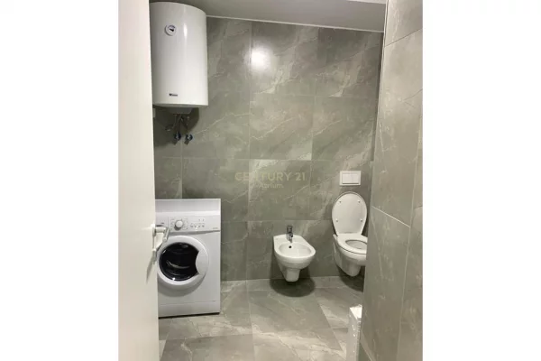 Shtepi me qera Apartament ne Tirane, 2+1, Mobilimi E mobiluar, Pagesa 700  Euro.