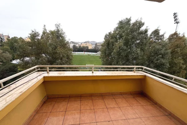 Shtepi me qera 3+1 ne Tirane - 1,000 Euro