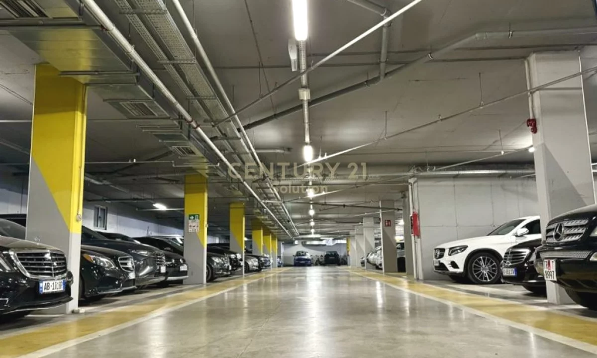 DISPONOJME 6 POSTE PARKIMI + 1 DHOME TEKNIKE PER SHITJE, VILA-L2 !