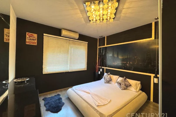 Shtepi me qera Apartament ne Tirane, 2+1, Mobilimi E mobiluar, Pagesa 1,000  Euro.