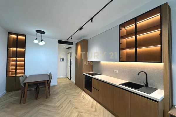 Shtepi me qera 2+1 ne Tirane - 1,200 Euro