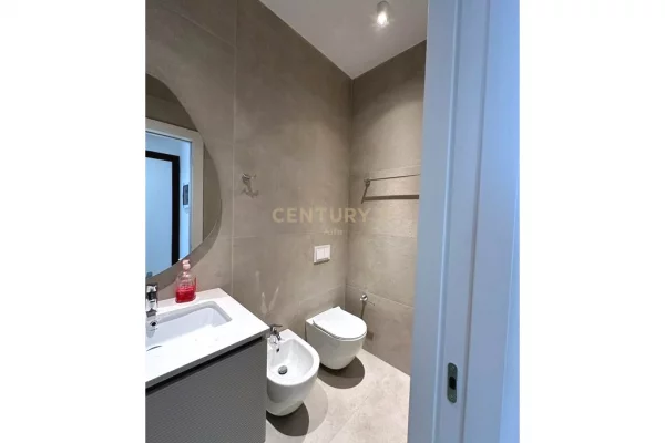 Shtepi me qera Apartament ne Tirane, 2+1, Mobilimi E mobiluar, Pagesa 1,200  Euro.