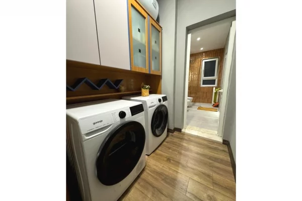 Shtepi me qera Apartament ne Tirane, 2+1, Mobilimi E mobiluar, Pagesa 750  Euro.