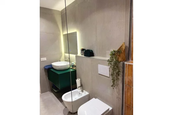 Shtepi me qera Apartament ne Tirane, 2+1, Mobilimi E mobiluar, Pagesa 750  Euro.