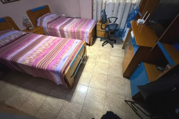 Shtepi ne shitje Apartament ne Tirane, 2+1, Mobilimi E mobiluar, Pagesa 220,000  Euro.