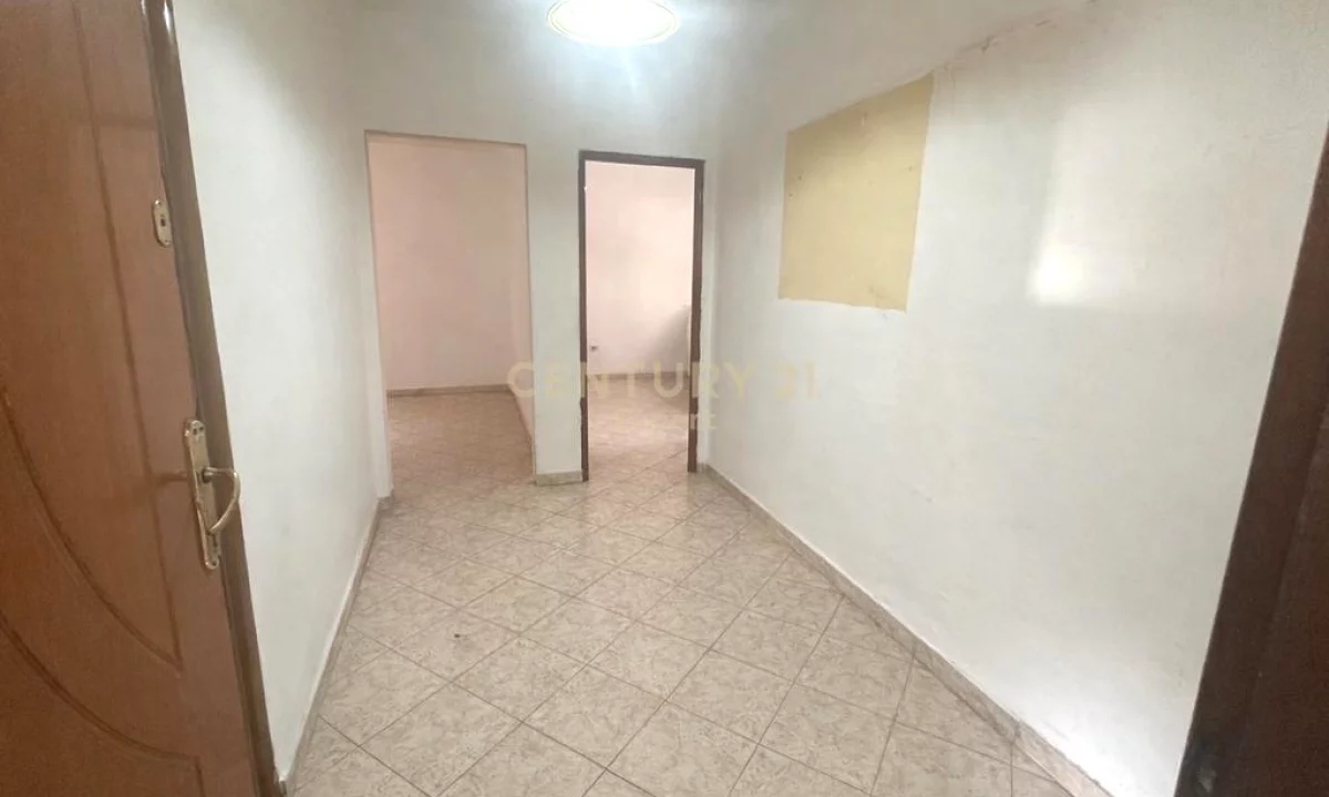 Apartment for sale in Tirana 1+1, Emty