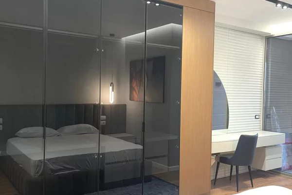 Shtepi me qera Apartament ne Tirane, 2+1, Mobilimi E mobiluar, Pagesa 2,000  Euro.