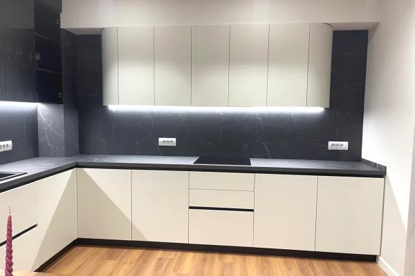 Shtepi me qera Apartament ne Tirane, 2+1, Mobilimi E mobiluar, Pagesa 2,000  Euro.