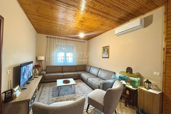 Apartament 3+1+2 per shitje te Ish Tregu Elektrik