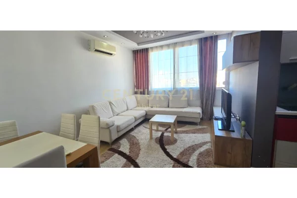 Shtepi me qera 2+1 ne Tirane - 580 Euro