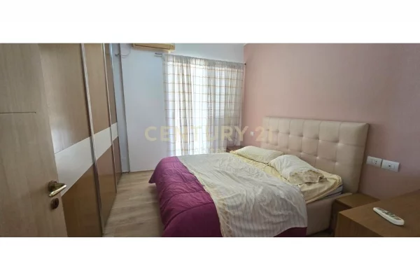 Shtepi me qera Apartament ne Tirane, 2+1, Mobilimi E mobiluar, Pagesa 580  Euro.