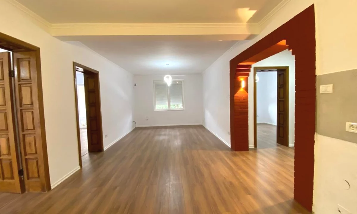 PRANE STADIUMIT DINAMO JAPIM ME QIRA AMBIENT PER ZYRA PERBALLE ISH EKSPOZITES