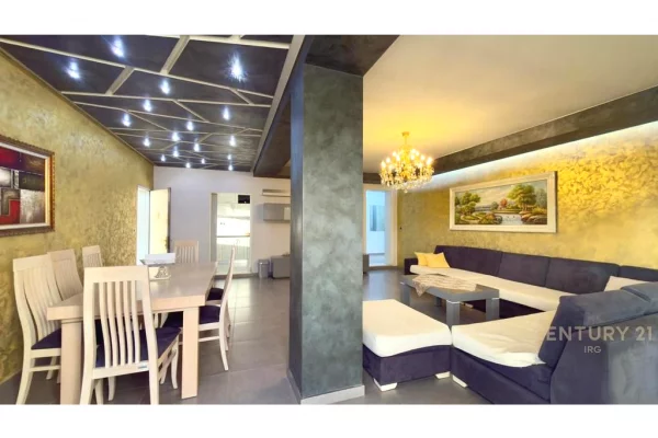 Shtepi ne shitje Apartament ne Tirane, 4+1, Mobilimi E mobiluar, Pagesa 750,000  Euro.