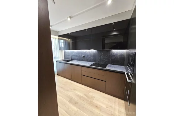 Shtepi ne shitje Duplex(shtepi me 2 kate) ne Tirane, 2+1, Mobilimi E mobiluar, Pagesa 546,000  Euro.