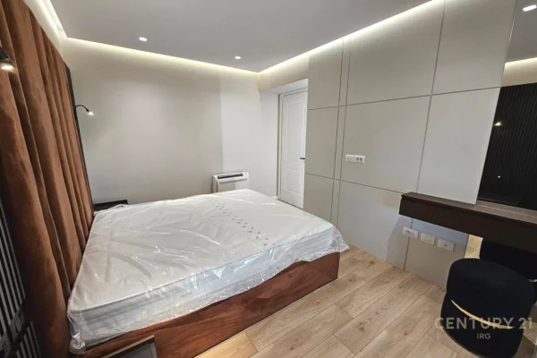 Shtepi ne shitje Duplex(shtepi me 2 kate) ne Tirane, 2+1, Mobilimi E mobiluar, Pagesa 546,000  Euro.