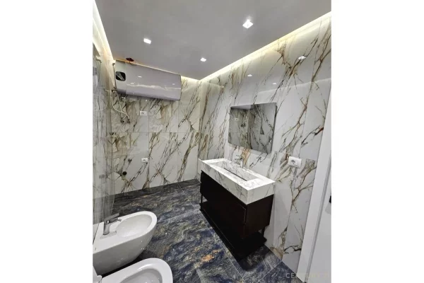 Shtepi ne shitje Duplex(shtepi me 2 kate) ne Tirane, 2+1, Mobilimi E mobiluar, Pagesa 546,000  Euro.