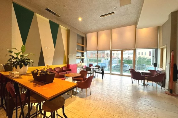 Ambient biznesi ne shitje 1+1 ne Tirane - 160,000 Euro