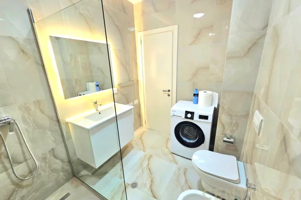 Shtepi me qera Apartament ne Tirane, 1+1, Mobilimi E mobiluar, Pagesa 550  Euro.