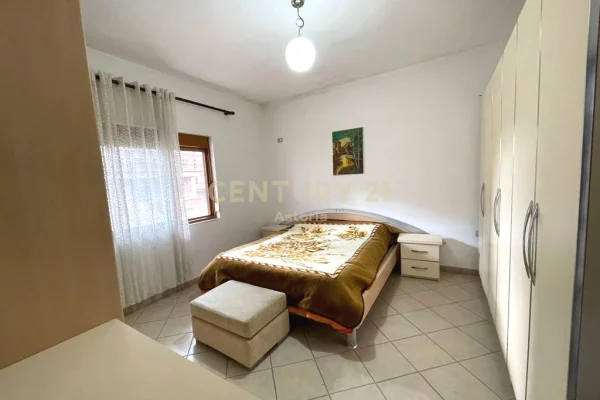 Shtepi ne shitje Shtepi Private ne Tirane, 6+1, Mobilimi E mobiluar, Pagesa 250,000  Euro.