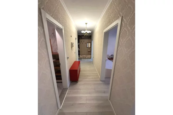 Shtepi me qera Apartament ne Tirane, 2+1, Mobilimi E mobiluar, Pagesa 1,100  Euro.