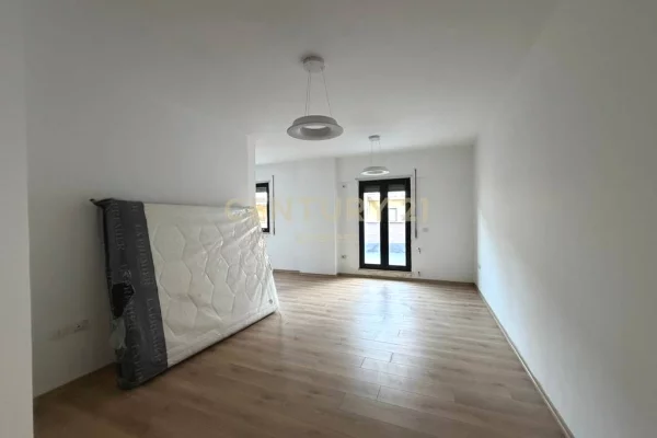 Apartment for rent in Tirana 3+1, Furnished