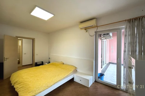 Shtepi ne shitje Apartament ne Tirane, 2+1, Mobilimi E mobiluar, Pagesa 218,000  Euro.