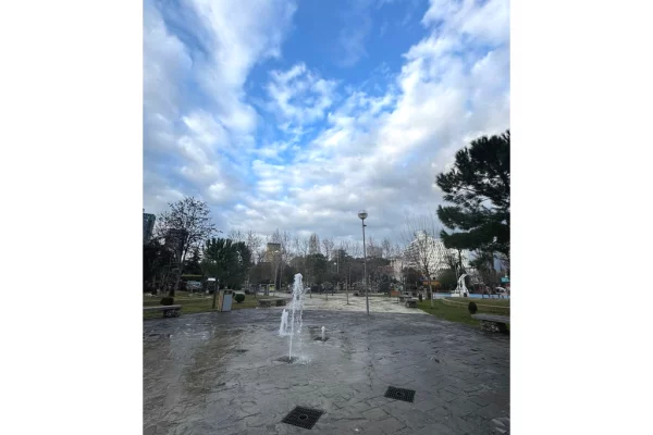 Apartment for rent in Tirana 3+1, Emty