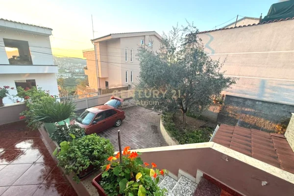 Luxury villas for rent in Tirana 2+1, Furnished