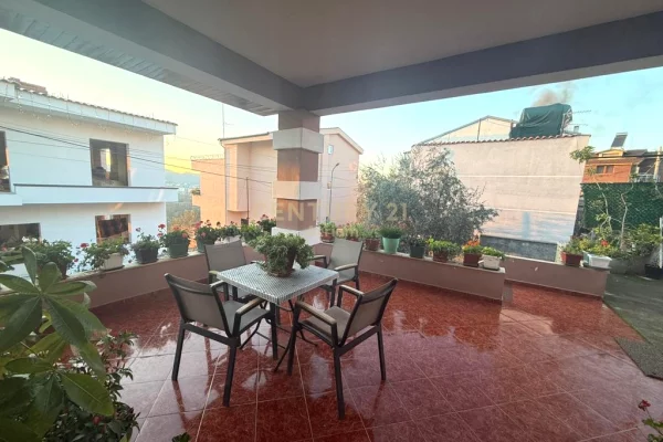 Luxury villas for rent in Tirana 2+1, Furnished