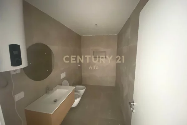 Apartment for rent in Tirana 1+1, Emty